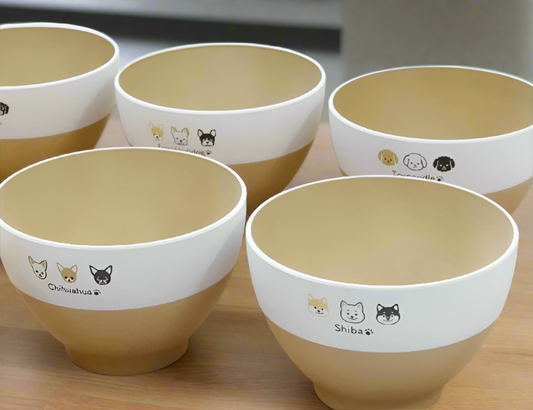 いぬ Bowl with Dog design